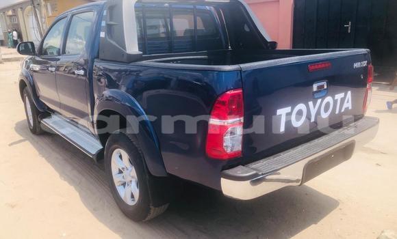 Buy Used Toyota Hilux Blue Car in Brazzaville in Municipality of Brazzaville Buy Used Toyota Hilux Blue Car in Brazzaville in Municipality of Brazzaville
