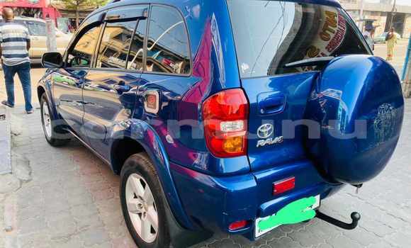 Buy Used Toyota RAV4 Blue Car in Brazzaville in Municipality of Brazzaville Buy Used Toyota RAV4 Blue Car in Brazzaville in Municipality of Brazzaville