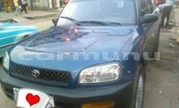 Acheter Occasion Voiture Toyota RAV4 Bleu à Brazzaville, Commune de Brazzaville Acheter Occasion Voiture Toyota RAV4 Bleu à Brazzaville, Commune de Brazzaville