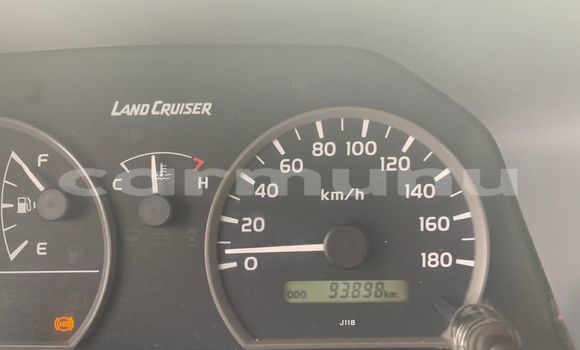 Buy Used Toyota Land Cruiser White Car in Brazzaville in Municipality of Brazzaville Buy Used Toyota Land Cruiser White Car in Brazzaville in Municipality of Brazzaville