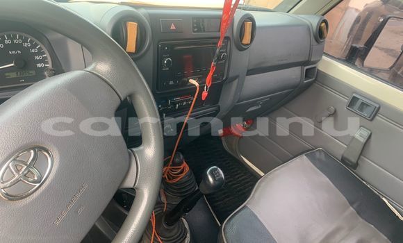 Buy Used Toyota Land Cruiser White Car in Brazzaville in Municipality of Brazzaville Buy Used Toyota Land Cruiser White Car in Brazzaville in Municipality of Brazzaville