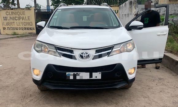 Buy Used Toyota RAV4 White Car in Brazzaville in Municipality of Brazzaville Buy Used Toyota RAV4 White Car in Brazzaville in Municipality of Brazzaville