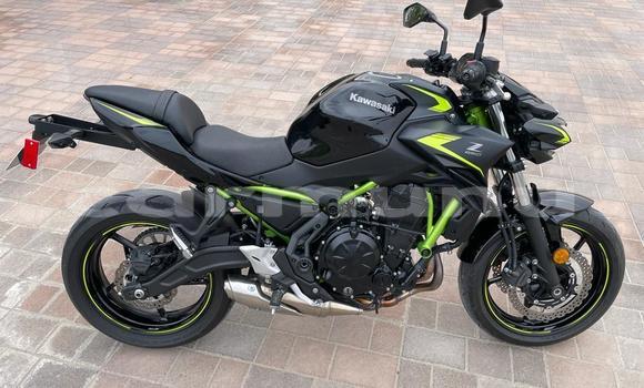 Buy Used Kawasaki Z Black Bike in Brazzaville in Municipality of Brazzaville