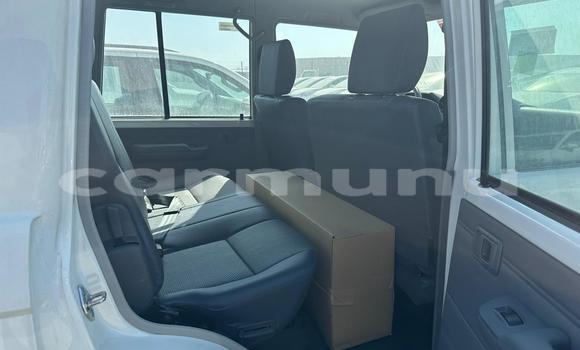 Acheter Neuf Utilitaire Toyota DA Blanc à Import - Dubai, Région de la Bouenza Acheter Neuf Utilitaire Toyota DA Blanc à Import - Dubai, Région de la Bouenza
