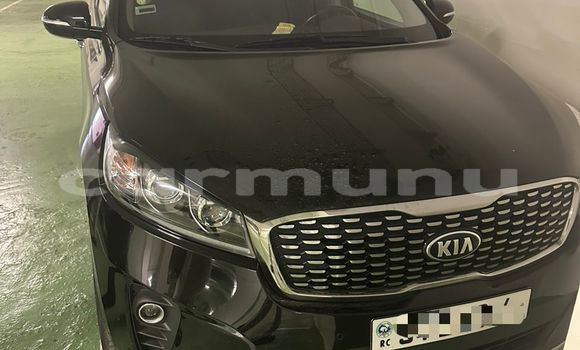 Acheter Occasion Voiture Kia Sorento Noir à Brazzaville, Commune de Brazzaville Acheter Occasion Voiture Kia Sorento Noir à Brazzaville, Commune de Brazzaville