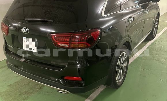 Acheter Occasion Voiture Kia Sorento Noir à Brazzaville, Commune de Brazzaville Acheter Occasion Voiture Kia Sorento Noir à Brazzaville, Commune de Brazzaville