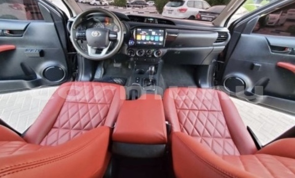Acheter Occasion Voiture Toyota Hilux Noir à Pointe–Noire, Région du Kouilou Acheter Occasion Voiture Toyota Hilux Noir à Pointe–Noire, Région du Kouilou