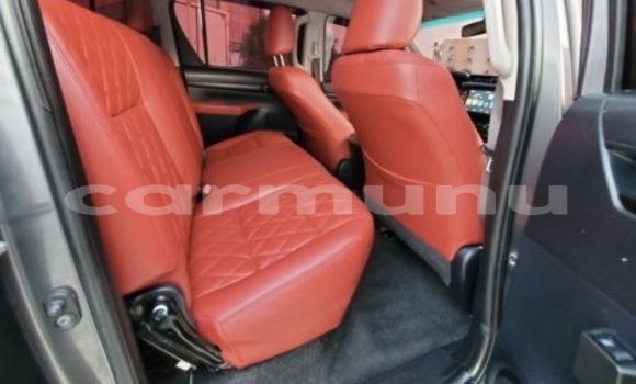 Acheter Occasion Voiture Toyota Hilux Noir à Pointe–Noire, Région du Kouilou Acheter Occasion Voiture Toyota Hilux Noir à Pointe–Noire, Région du Kouilou