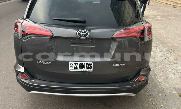 Acheter Neuf Voiture Toyota RAV4 Gris à Brazzaville, Commune de Brazzaville Acheter Neuf Voiture Toyota RAV4 Gris à Brazzaville, Commune de Brazzaville