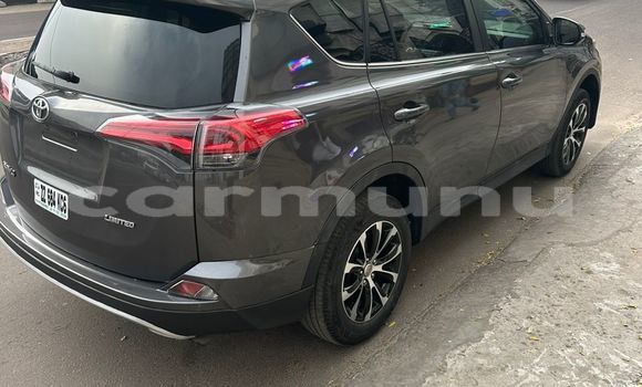 Acheter Neuf Voiture Toyota RAV4 Gris à Brazzaville, Commune de Brazzaville Acheter Neuf Voiture Toyota RAV4 Gris à Brazzaville, Commune de Brazzaville