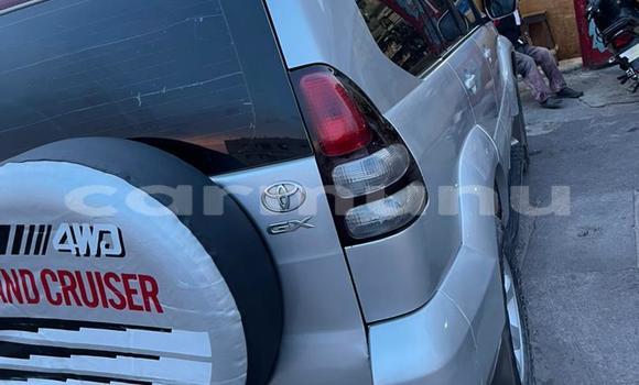 Acheter Occasion Voiture Toyota Land Cruiser Prado Gris à Brazzaville, Commune de Brazzaville Acheter Occasion Voiture Toyota Land Cruiser Prado Gris à Brazzaville, Commune de Brazzaville