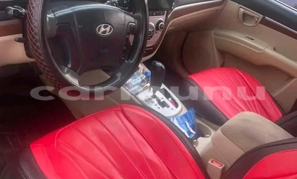 Acheter Occasion Voiture Hyundai Santa Fe Rouge à Brazzaville, Commune de Brazzaville Acheter Occasion Voiture Hyundai Santa Fe Rouge à Brazzaville, Commune de Brazzaville
