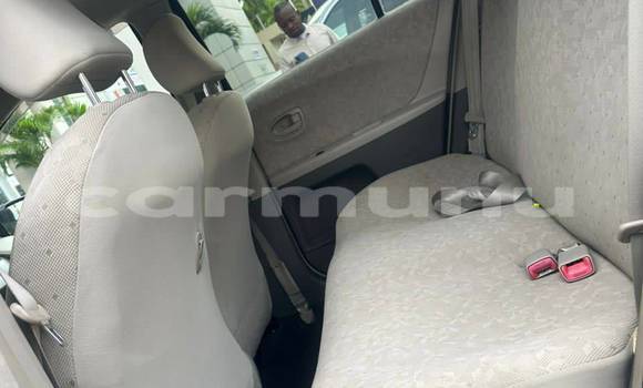 Acheter Occasion Voiture Toyota Yaris Noir à Brazzaville, Commune de Brazzaville Acheter Occasion Voiture Toyota Yaris Noir à Brazzaville, Commune de Brazzaville