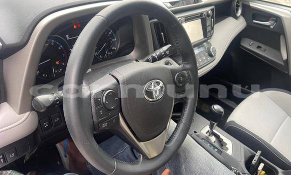 Acheter Occasion Voiture Toyota RAV4 Rouge à Brazzaville, Commune de Brazzaville Acheter Occasion Voiture Toyota RAV4 Rouge à Brazzaville, Commune de Brazzaville