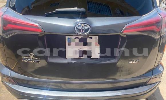 Acheter Occasion Voiture Toyota RAV4 Noir à Brazzaville, Commune de Brazzaville Acheter Occasion Voiture Toyota RAV4 Noir à Brazzaville, Commune de Brazzaville
