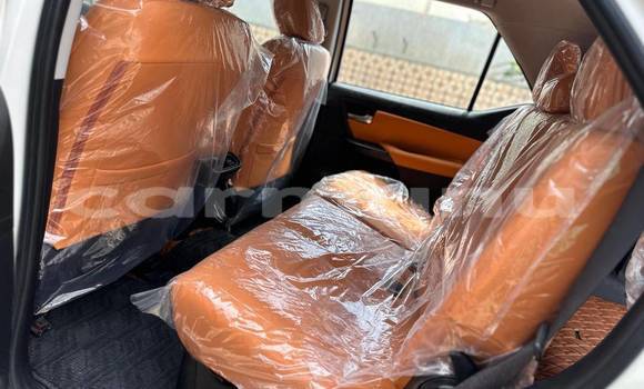 Acheter Occasion Voiture Toyota Fortuner Blanc à Impfondo, Likouala Acheter Occasion Voiture Toyota Fortuner Blanc à Impfondo, Likouala