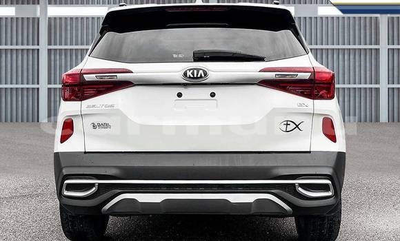 Acheter Occasion Voiture Kia Sedona Blanc à Brazzaville, Commune de Brazzaville Acheter Occasion Voiture Kia Sedona Blanc à Brazzaville, Commune de Brazzaville