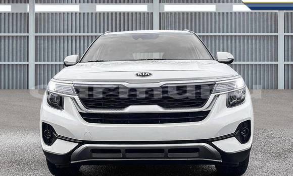 Acheter Occasion Voiture Kia Sedona Blanc à Brazzaville, Commune de Brazzaville Acheter Occasion Voiture Kia Sedona Blanc à Brazzaville, Commune de Brazzaville