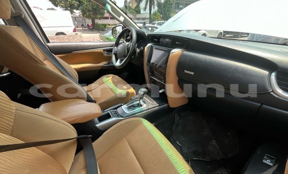 Acheter Occasion Voiture Toyota Fortuner Autre à Brazzaville, Commune de Brazzaville Acheter Occasion Voiture Toyota Fortuner Autre à Brazzaville, Commune de Brazzaville