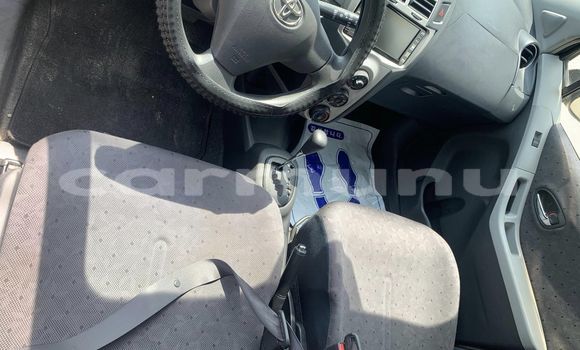 Acheter Occasion Voiture Toyota Yaris Noir à Brazzaville, Commune de Brazzaville Acheter Occasion Voiture Toyota Yaris Noir à Brazzaville, Commune de Brazzaville