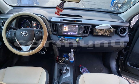 Acheter Occasion Voiture Toyota RAV4 Noir à Brazzaville, Commune de Brazzaville Acheter Occasion Voiture Toyota RAV4 Noir à Brazzaville, Commune de Brazzaville