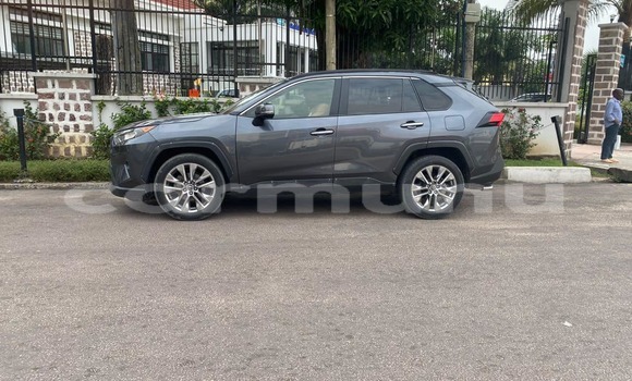 Acheter Occasion Voiture Toyota RAV4 Autre à Brazzaville, Commune de Brazzaville Acheter Occasion Voiture Toyota RAV4 Autre à Brazzaville, Commune de Brazzaville