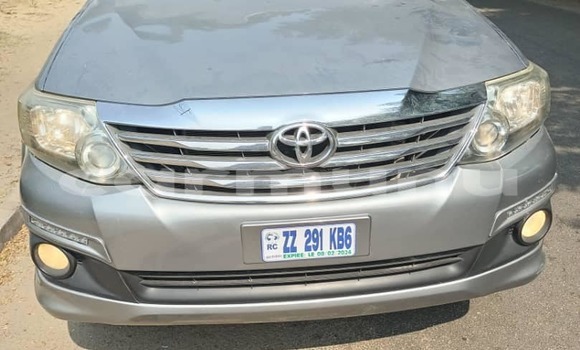 Acheter Occasion Voiture Toyota Fortuner Autre à Brazzaville, Commune de Brazzaville Acheter Occasion Voiture Toyota Fortuner Autre à Brazzaville, Commune de Brazzaville
