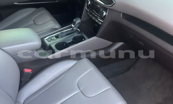 Acheter Occasion Voiture Hyundai Santa Fe Rouge à Brazzaville, Commune de Brazzaville Acheter Occasion Voiture Hyundai Santa Fe Rouge à Brazzaville, Commune de Brazzaville