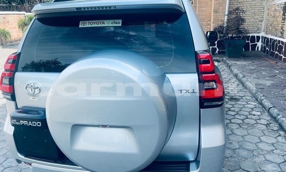Acheter Occasion Voiture Toyota Prado Autre à Brazzaville, Commune de Brazzaville Acheter Occasion Voiture Toyota Prado Autre à Brazzaville, Commune de Brazzaville