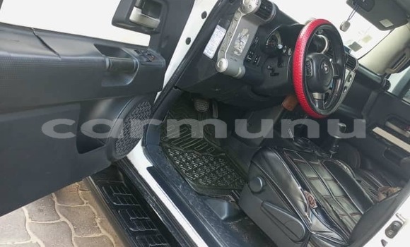 Acheter Occasion Voiture Toyota FJ Cruiser Blanc à Brazzaville, Commune de Brazzaville Acheter Occasion Voiture Toyota FJ Cruiser Blanc à Brazzaville, Commune de Brazzaville