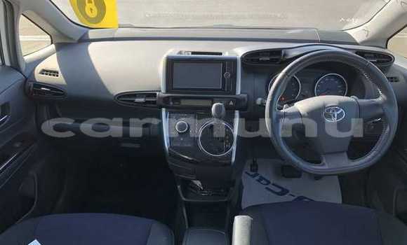 Acheter Occasion Voiture Toyota Wish Blanc à Import - Dubai, Région de la Bouenza Acheter Occasion Voiture Toyota Wish Blanc à Import - Dubai, Région de la Bouenza