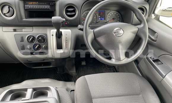 Acheter Occasion Voiture Nissan NV350 Caravan Blanc à Import - Dubai, Région de la Bouenza Acheter Occasion Voiture Nissan NV350 Caravan Blanc à Import - Dubai, Région de la Bouenza