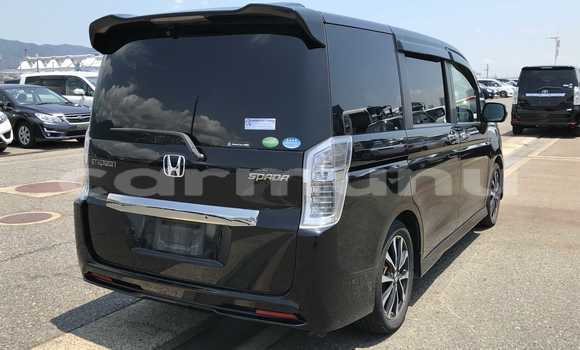 Acheter Occasion Voiture Honda Stream Noir à Import - Dubai, Région de la Bouenza Acheter Occasion Voiture Honda Stream Noir à Import - Dubai, Région de la Bouenza