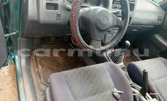 Acheter Occasion Voiture Toyota RAV4 Vert à Brazzaville, Commune de Brazzaville Acheter Occasion Voiture Toyota RAV4 Vert à Brazzaville, Commune de Brazzaville