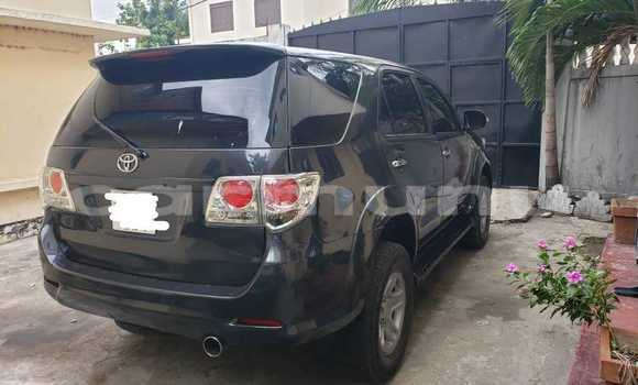 Acheter Occasion Voiture Toyota Fortuner Noir à Brazzaville, Commune de Brazzaville Acheter Occasion Voiture Toyota Fortuner Noir à Brazzaville, Commune de Brazzaville