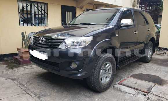 Acheter Occasion Voiture Toyota Fortuner Noir à Brazzaville, Commune de Brazzaville Acheter Occasion Voiture Toyota Fortuner Noir à Brazzaville, Commune de Brazzaville
