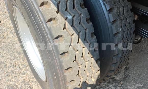 Acheter Occasion Utilitaire Nissan UD Blanc à Import - Dubai, Région de la Bouenza Acheter Occasion Utilitaire Nissan UD Blanc à Import - Dubai, Région de la Bouenza