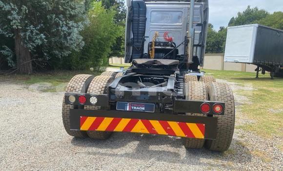 Buy Used Volvo F4 Other Truck in Import - Dubai in Region of Bouenza Buy Used Volvo F4 Other Truck in Import - Dubai in Region of Bouenza