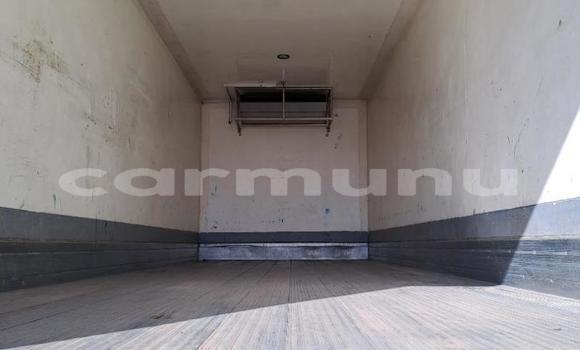 Acheter Occasion Utilitaire Nissan UD Blanc à Import - Dubai, Région de la Bouenza Acheter Occasion Utilitaire Nissan UD Blanc à Import - Dubai, Région de la Bouenza