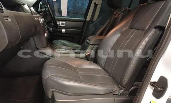 Acheter Occasion Voiture Land Rover Discovery Sport Blanc à Import - Dubai, Région de la Bouenza Acheter Occasion Voiture Land Rover Discovery Sport Blanc à Import - Dubai, Région de la Bouenza