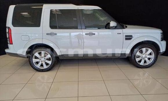 Acheter Occasion Voiture Land Rover Discovery Sport Blanc à Import - Dubai, Région de la Bouenza Acheter Occasion Voiture Land Rover Discovery Sport Blanc à Import - Dubai, Région de la Bouenza
