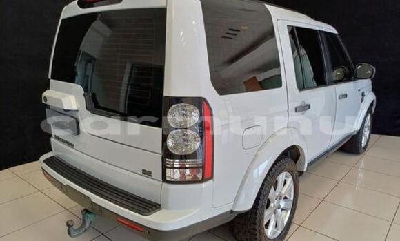 Acheter Occasion Voiture Land Rover Discovery Sport Blanc à Import - Dubai, Région de la Bouenza Acheter Occasion Voiture Land Rover Discovery Sport Blanc à Import - Dubai, Région de la Bouenza