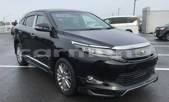 Acheter Occasion Voiture Toyota Harrier Noir à Import - Dubai, Région de la Bouenza Acheter Occasion Voiture Toyota Harrier Noir à Import - Dubai, Région de la Bouenza