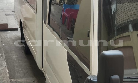 Acheter Occasion Voiture Toyota Coaster Blanc à Brazzaville, Commune de Brazzaville Acheter Occasion Voiture Toyota Coaster Blanc à Brazzaville, Commune de Brazzaville