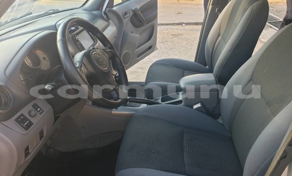 Acheter Occasion Voiture Toyota RAV4 Gris à Brazzaville, Commune de Brazzaville Acheter Occasion Voiture Toyota RAV4 Gris à Brazzaville, Commune de Brazzaville