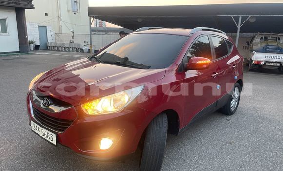 Acheter Occasion Voiture Hyundai Tucson Rouge à Brazzaville, Commune de Brazzaville Acheter Occasion Voiture Hyundai Tucson Rouge à Brazzaville, Commune de Brazzaville