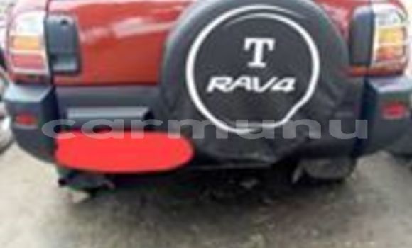 Acheter Occasion Voiture Toyota RAV4 Rouge à Brazzaville, Commune de Brazzaville Acheter Occasion Voiture Toyota RAV4 Rouge à Brazzaville, Commune de Brazzaville