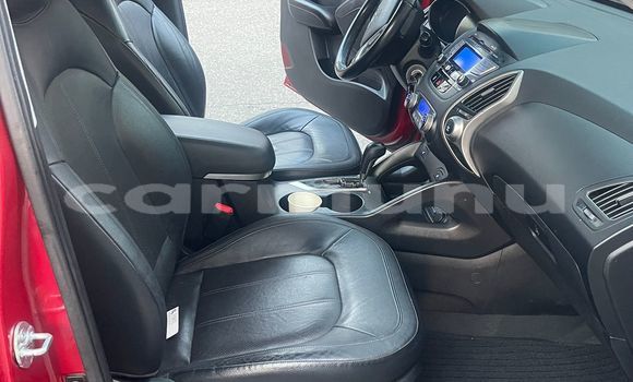 Acheter Occasion Voiture Hyundai Tucson Rouge à Brazzaville, Commune de Brazzaville Acheter Occasion Voiture Hyundai Tucson Rouge à Brazzaville, Commune de Brazzaville