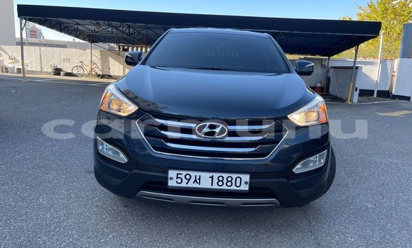 Acheter Occasion Voiture Hyundai Santa Fe Gris à Brazzaville, Commune de Brazzaville Acheter Occasion Voiture Hyundai Santa Fe Gris à Brazzaville, Commune de Brazzaville