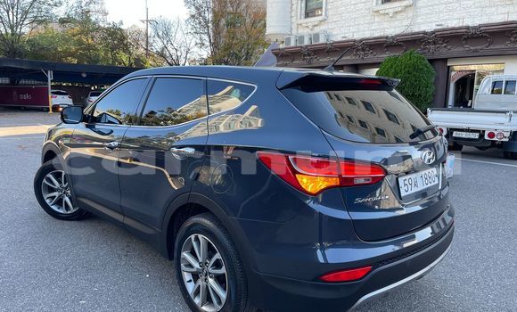 Acheter Occasion Voiture Hyundai Santa Fe Gris à Brazzaville, Commune de Brazzaville Acheter Occasion Voiture Hyundai Santa Fe Gris à Brazzaville, Commune de Brazzaville